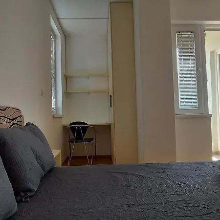 דירה Mimi & Bobi