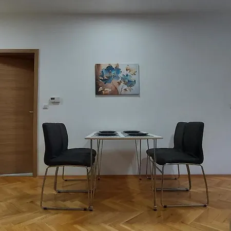 Mimi & Bobi Skopje