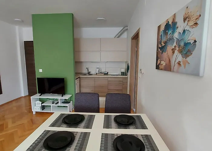 شقة Mimi & Bobi *